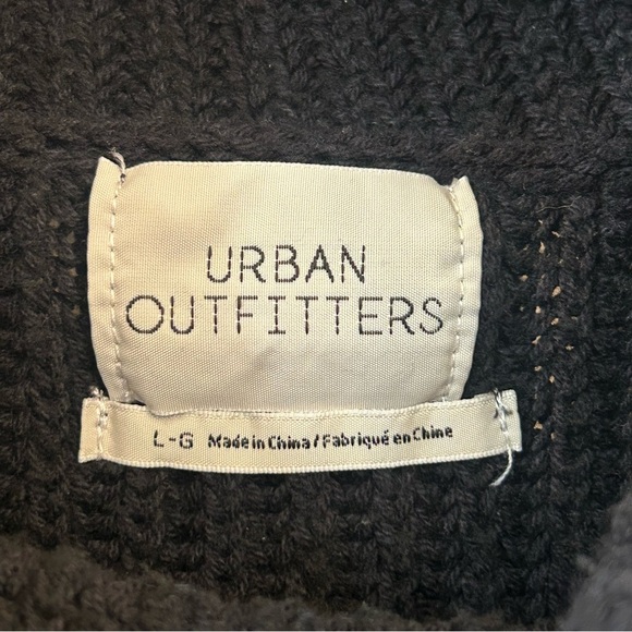 Urban Outfitters Black Turtleneck Sweater Large - Picture 8 of 10